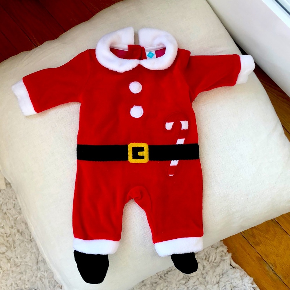 Santa Claus pajamas for 1month old.